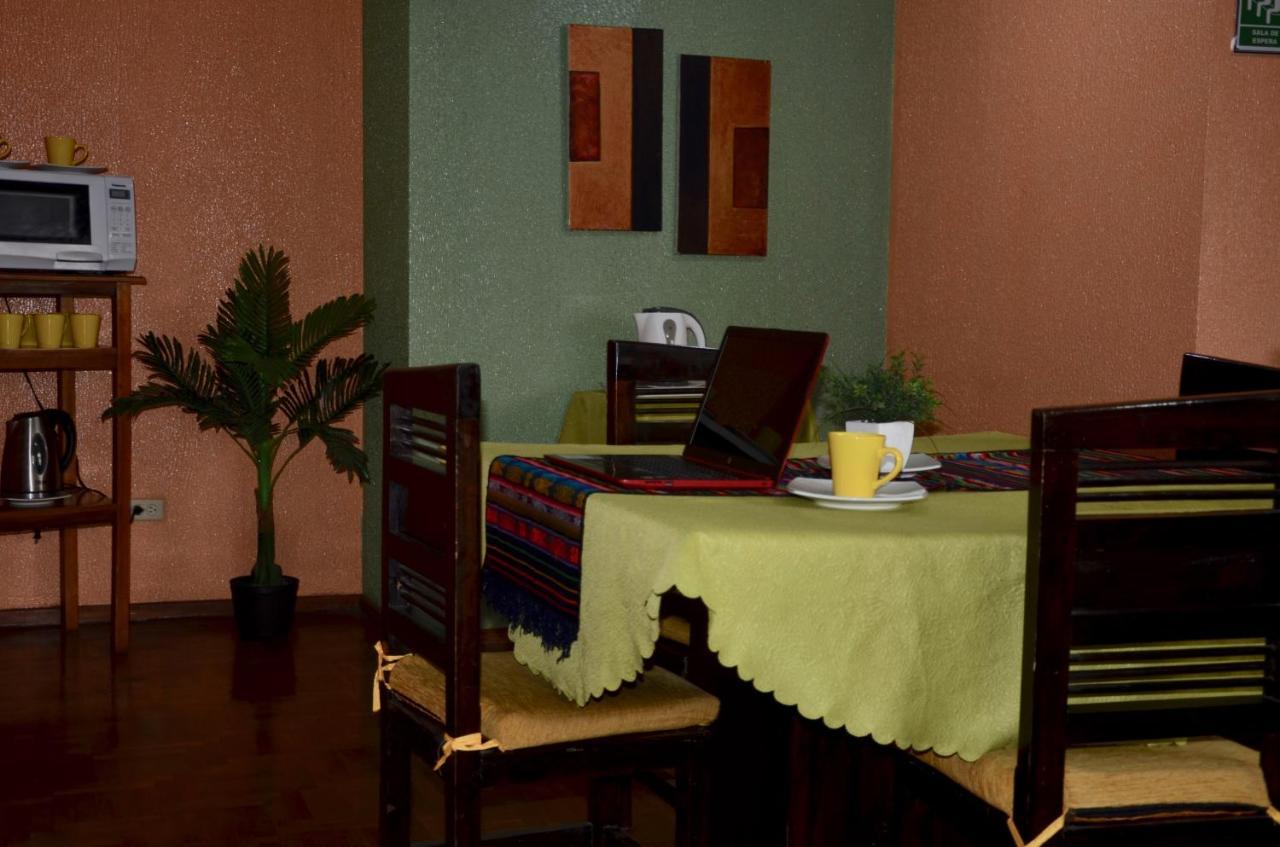 La Estacion Hostal Quito Ngoại thất bức ảnh